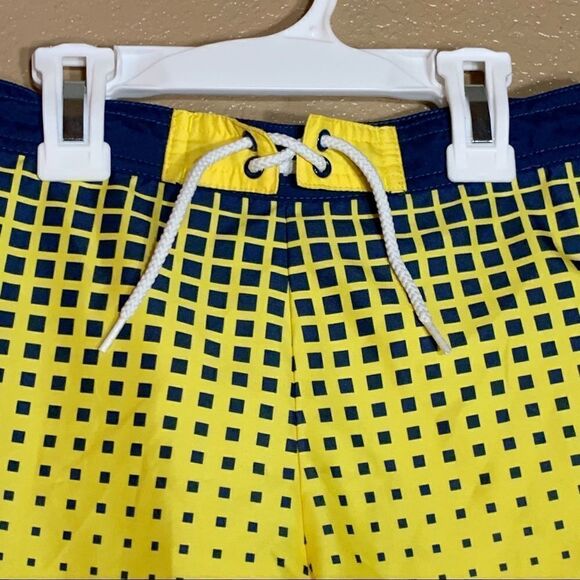 Disney Store Buzz Lightyear swim trunks - Picture 2 of 12
